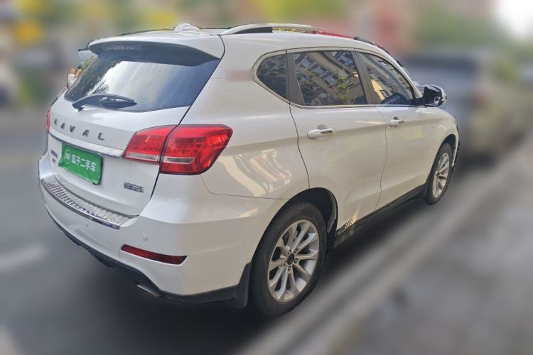 Used Haval H2 2017 Red-Label 1.5T Manual Two-Wheel-Drive Elite Model Rear Right 45 Deg