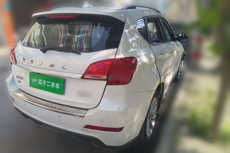 Used Haval H2 2017 Red-Label 1.5T Manual Two-Wheel Drive Luxury Model Rear Right 45 Deg