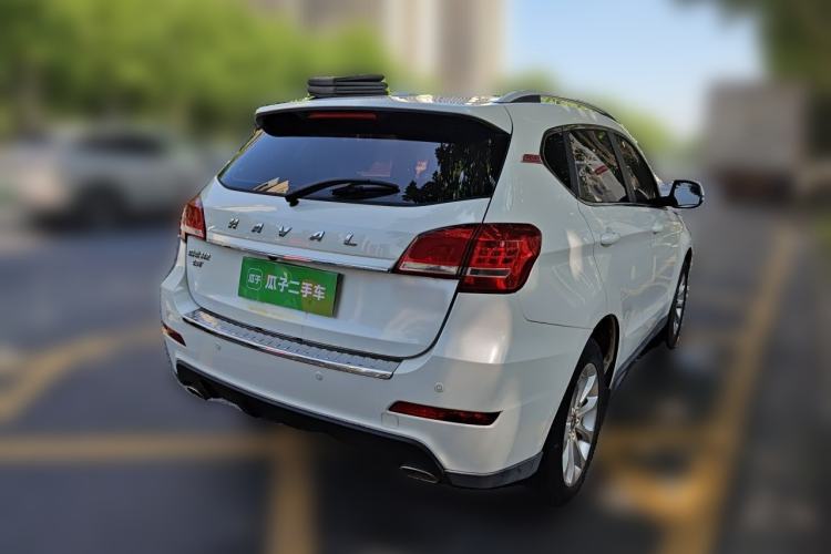 Used Haval H2 2017 Red-Label 1.5T Manual Two-Wheel-Drive Elite Model Rear Right 45 Deg
