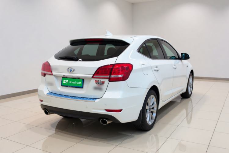 Used Haval H2 2017 Red-Label 1.5T Automatic Two-Wheel Drive Luxury Model Rear Right 45 Deg