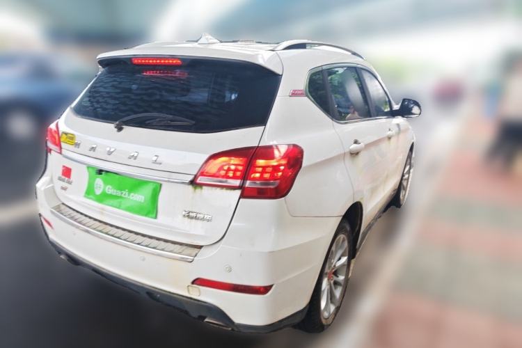 Used Haval H2 2017 Red-Label 1.5T Manual Two-Wheel-Drive Elite Model Rear Right 45 Deg