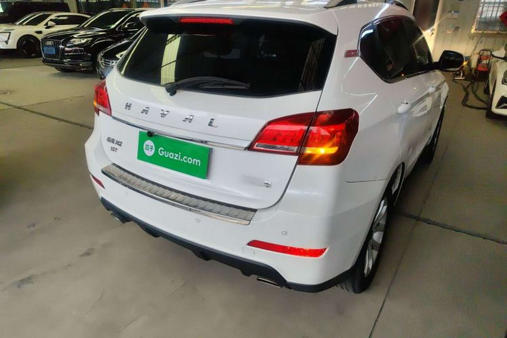 Used Haval H2 2017 Red-Label 1.5T Manual Two-Wheel Drive Comfort Model Rear Right 45 Deg