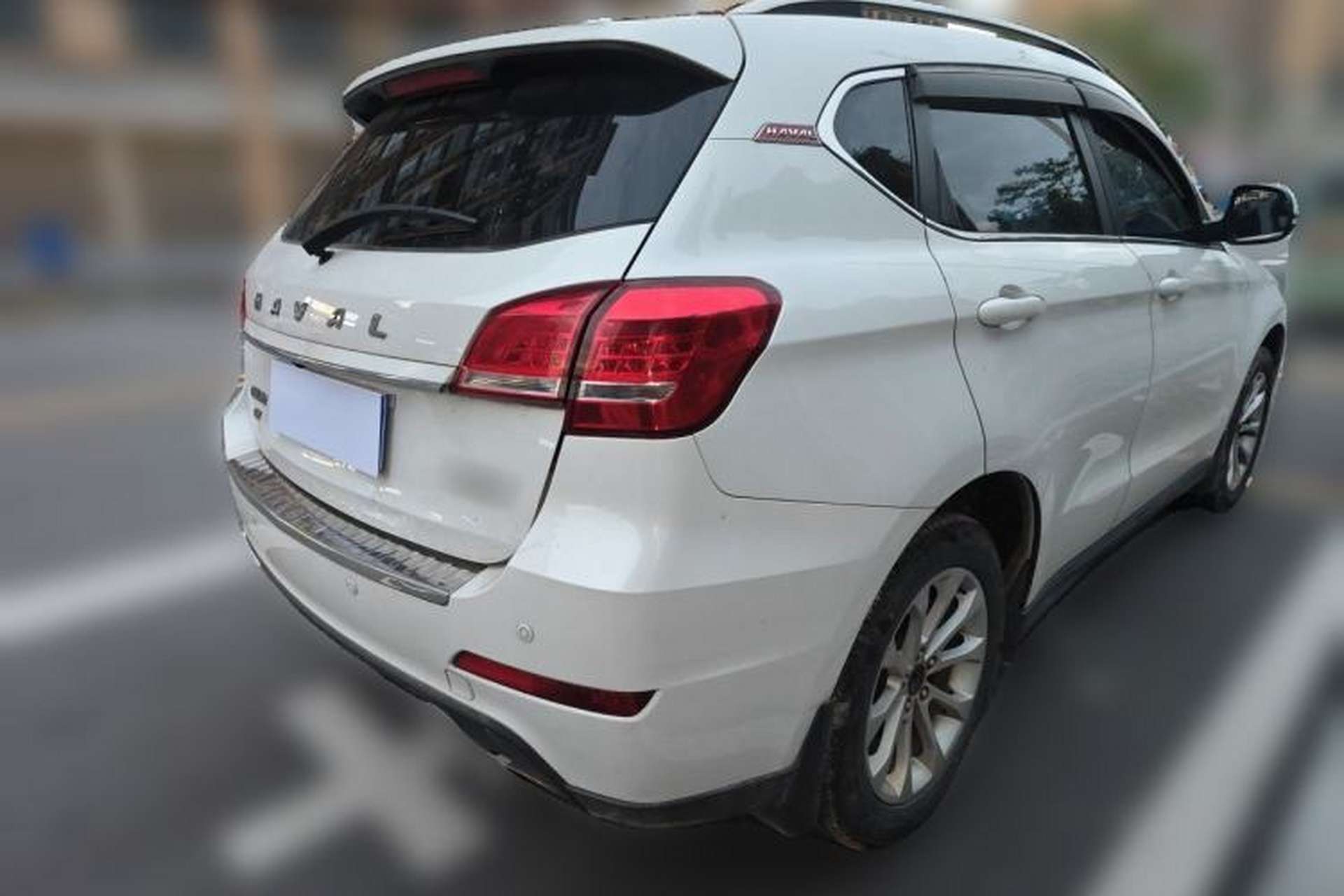 Used Haval H2 2017 Red-Label 1.5T Automatic Two-Wheel Drive Elite Model Rear Right 45 Deg