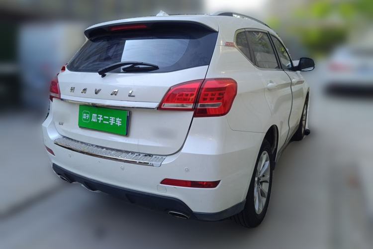 Used Haval H2 2017 Red-Label 1.5T Manual Two-Wheel-Drive Elite Model Rear Right 45 Deg
