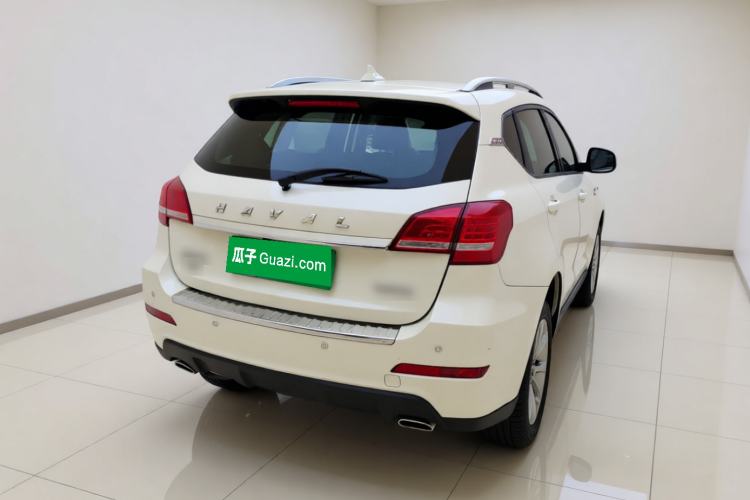 Used Haval H2 2017 Red-Label 1.5T Manual Two-Wheel-Drive Elite Model Rear Right 45 Deg