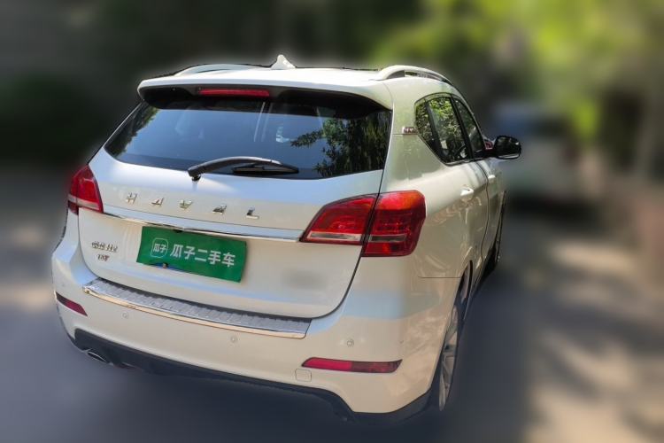 Used Haval H2 2017 Red-Label 1.5T Manual Two-Wheel-Drive Elite Model Rear Right 45 Deg