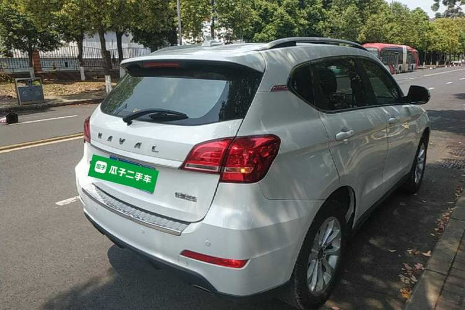 Used Haval H2 2017 Red-Label 1.5T Manual Two-Wheel Drive Comfort Model Rear Right 45 Deg