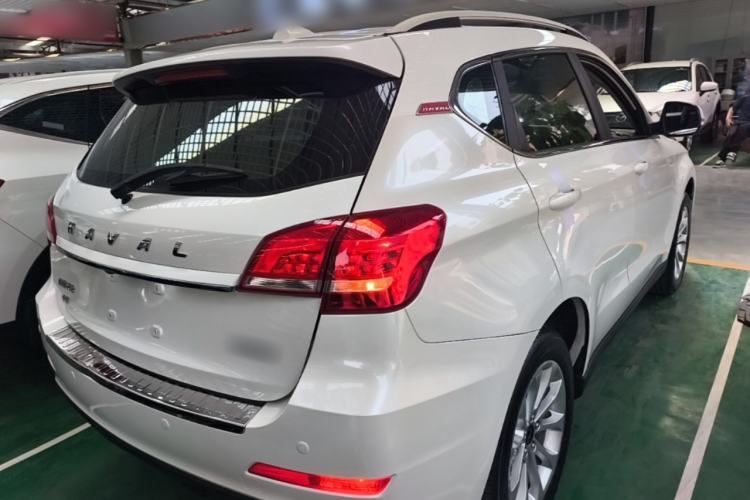 Used Haval H2 2017 Red-Label 1.5T Automatic Two-Wheel Drive Luxury Model Rear Right 45 Deg