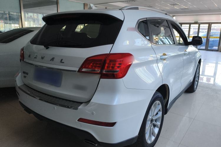Used Haval H2 2017 Red-Label 1.5T Manual Two-Wheel Drive Comfort Model Rear Right 45 Deg