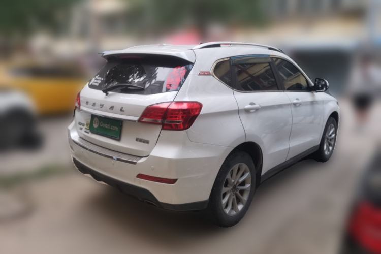 Used Haval H2 2017 Red-Label 1.5T Manual Two-Wheel Drive Luxury Model Rear Right 45 Deg