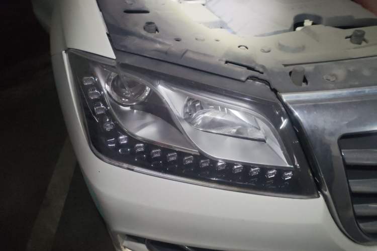 Used Haval H2 2017 Red-Label 1.5T Automatic Two-Wheel Drive Elite Model Right Front Headlight