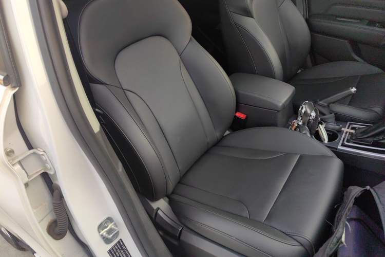 Used Haval H2 2017 Red-Label 1.5T Automatic Two-Wheel Drive Elite Model Right Front Seat
