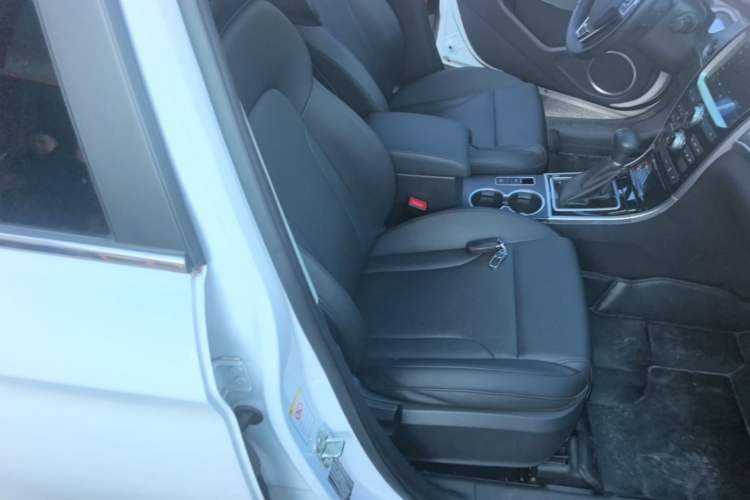 Used Haval H2 2017 Red-Label 1.5T Automatic Two-Wheel Drive Luxury Model Right Front Seat