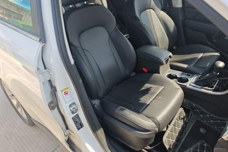 Used Haval H2 2017 Red-Label 1.5T Automatic Two-Wheel Drive Luxury Model Right Front Seat
