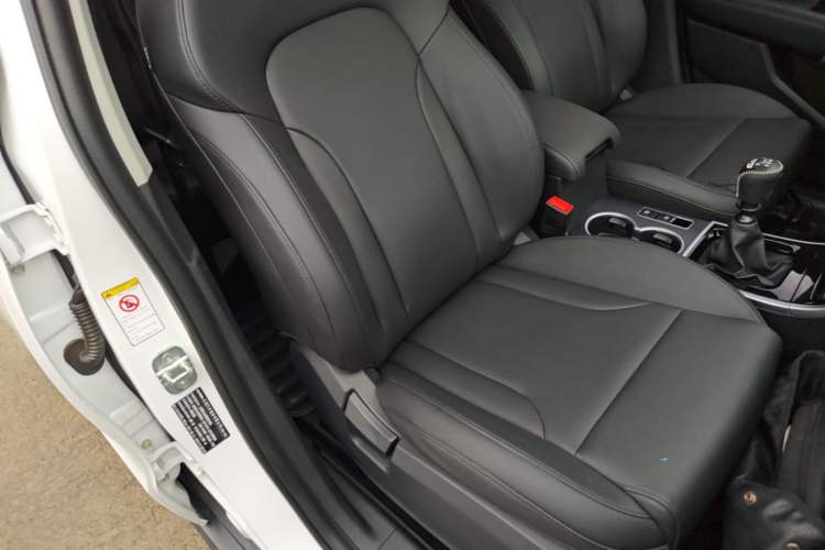 Used Haval H2 2017 Red-Label 1.5T Manual Two-Wheel Drive Luxury Model Right Front Seat