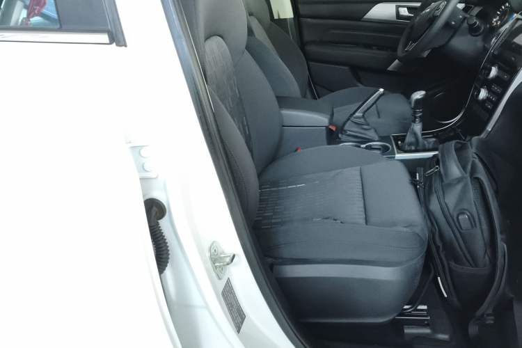Used Haval H2 2017 Red-Label 1.5T Manual Two-Wheel Drive Comfort Model Right Front Seat