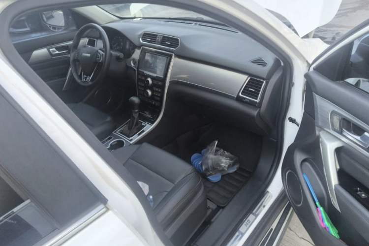 Used Haval H2 2017 Red-Label 1.5T Automatic Two-Wheel Drive Luxury Model Right Front Seat