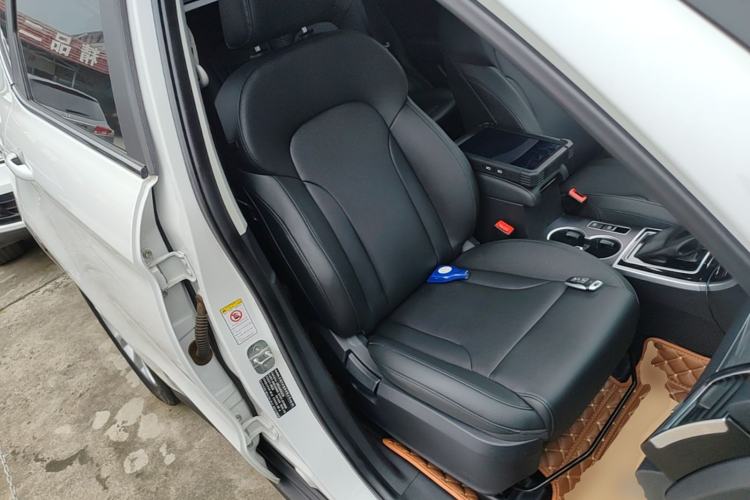Used Haval H2 2017 Red-Label 1.5T Automatic Two-Wheel Drive Luxury Model Right Front Seat
