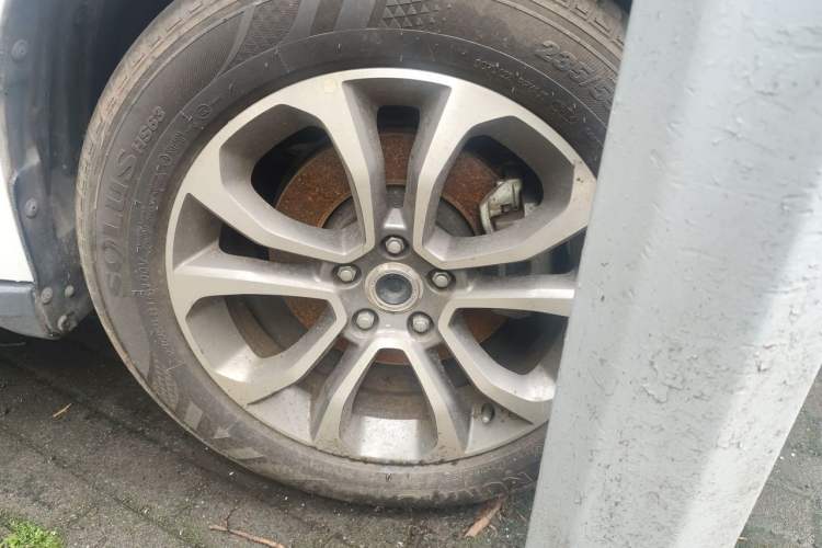 Used Haval H2 2017 Blue Label 1.5T Automatic Two-Wheel Drive Prestige Model Right Front Wheel Hub