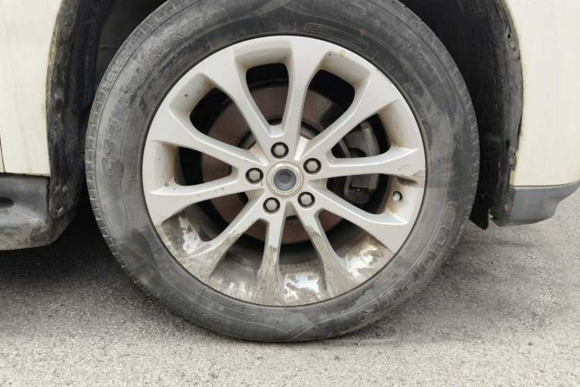 Used Haval H2 2017 Blue Label 1.5T Manual Two-Wheel Drive Luxury Model Right Front Wheel Hub
