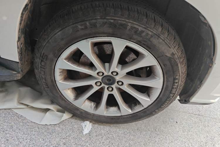 Used Haval H2 2017 Red-Label 1.5T Automatic Two-Wheel Drive Elite Model Right Front Wheel Hub