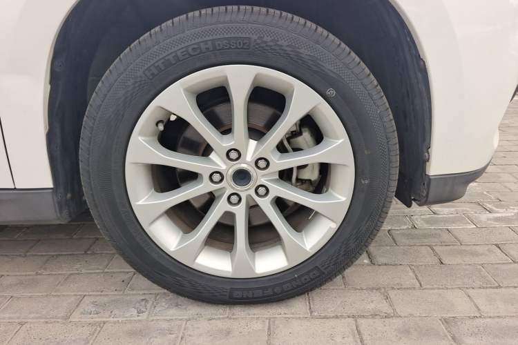 Used Haval H2 2017 Blue Label 1.5T Automatic Two-Wheel Drive Elite Model Right Front Wheel Hub
