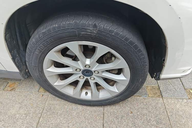 Used Haval H2 2017 Red-Label 1.5T Automatic Two-Wheel Drive Elite Model Right Front Wheel Hub