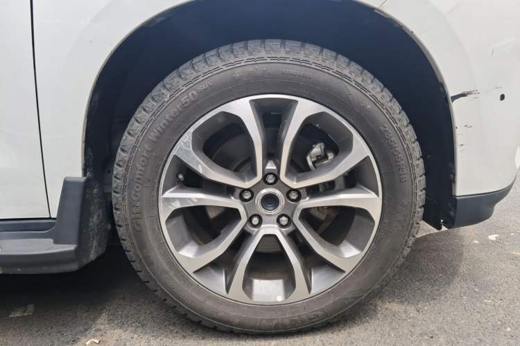 Used Haval H2 2017 Blue Label 1.5T Automatic Two-Wheel Drive Prestige Model Right Front Wheel Hub