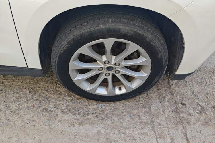 Used Haval H2 2017 Blue Label 1.5T Automatic Two-Wheel Drive Elite Model Right Front Wheel Hub
