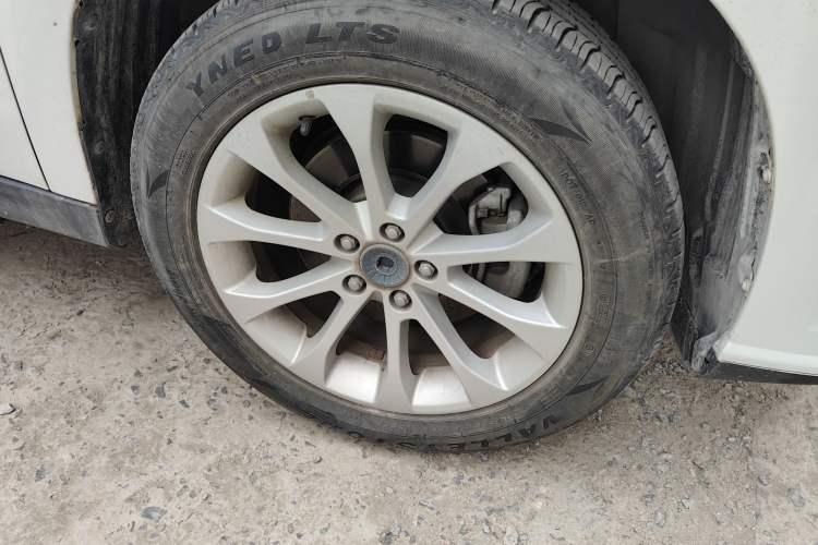 Used Haval H2 2017 Red-Label 1.5T Automatic Two-Wheel Drive Luxury Model Right Front Wheel Hub