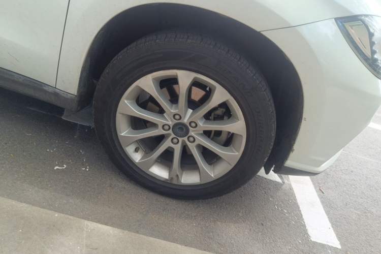 Used Haval H2 2017 Red-Label 1.5T Automatic Two-Wheel Drive Elite Model Right Front Wheel Hub