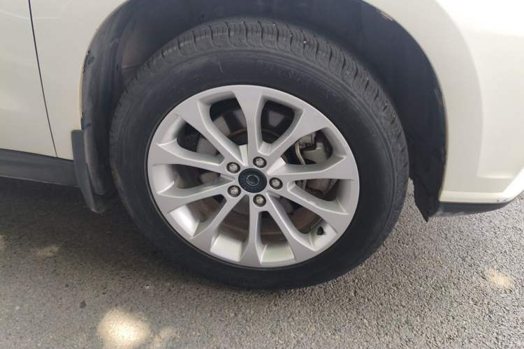Used Haval H2 2017 Red-Label 1.5T Manual Two-Wheel Drive Comfort Model Right Front Wheel Hub