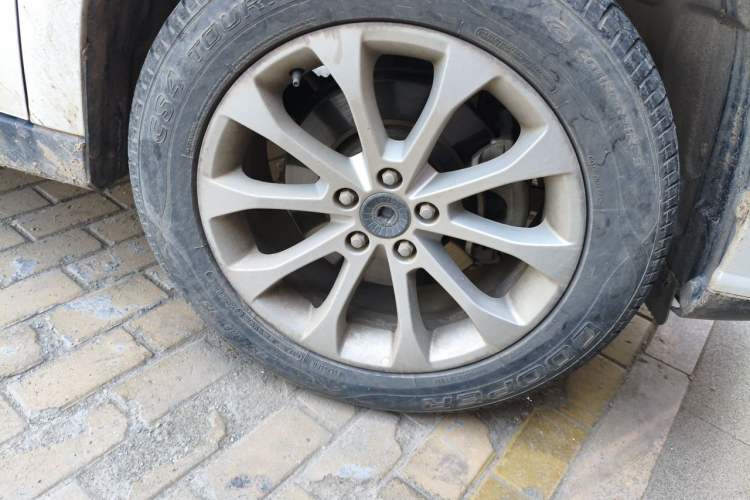 Used Haval H2 2017 Red-Label 1.5T Automatic Two-Wheel Drive Elite Model Right Front Wheel Hub