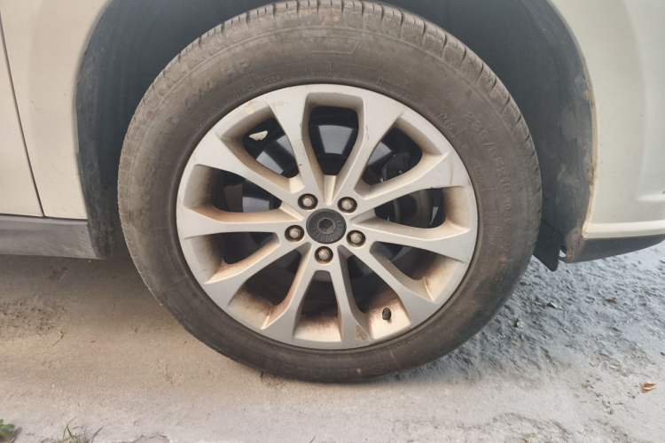 Used Haval H2 2017 Red-Label 1.5T Automatic Two-Wheel Drive Elite Model Right Front Wheel Hub