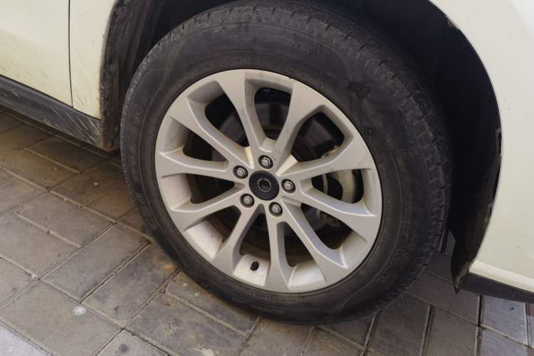 Used Haval H2 2017 Red-Label 1.5T Manual Two-Wheel Drive Comfort Model Right Front Wheel Hub