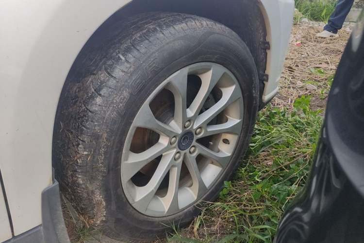 Used Haval H2 2017 Red-Label 1.5T Automatic Two-Wheel Drive Luxury Model Right Front Wheel Hub