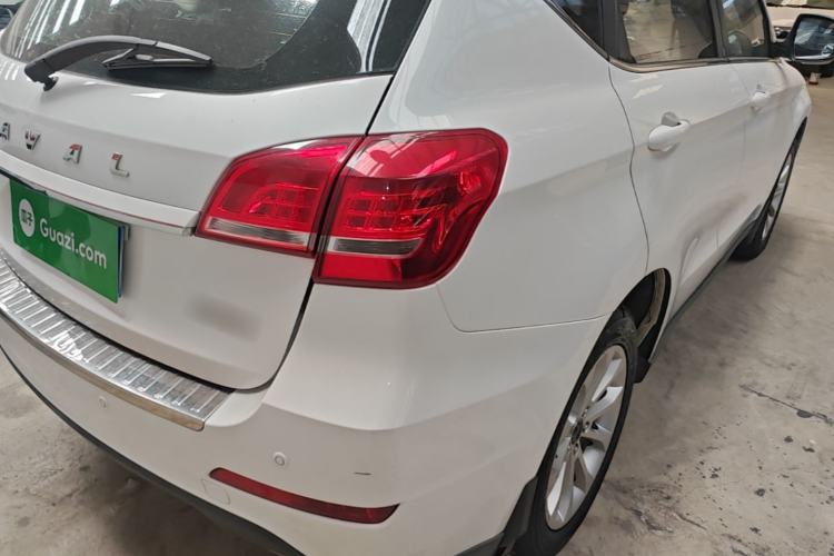 Used Haval H2 2017 Red-Label 1.5T Automatic Two-Wheel Drive Luxury Model Right Rear Taillight