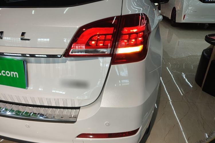 Used Haval H2 2017 Red-Label 1.5T Automatic Two-Wheel Drive Elite Model Right Rear Taillight