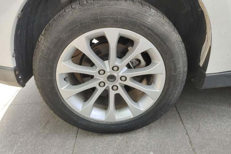 Used Haval H2 2017 Blue Label 1.5T Automatic Two-Wheel Drive Luxury Model Right Rear Wheel Hub