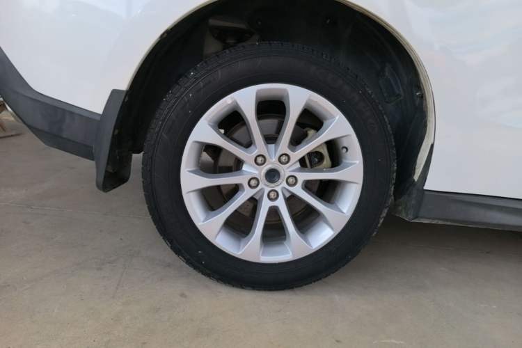 Used Haval H2 2017 Blue Label 1.5T Manual Two-Wheel Drive Elite Model Right Rear Wheel Hub