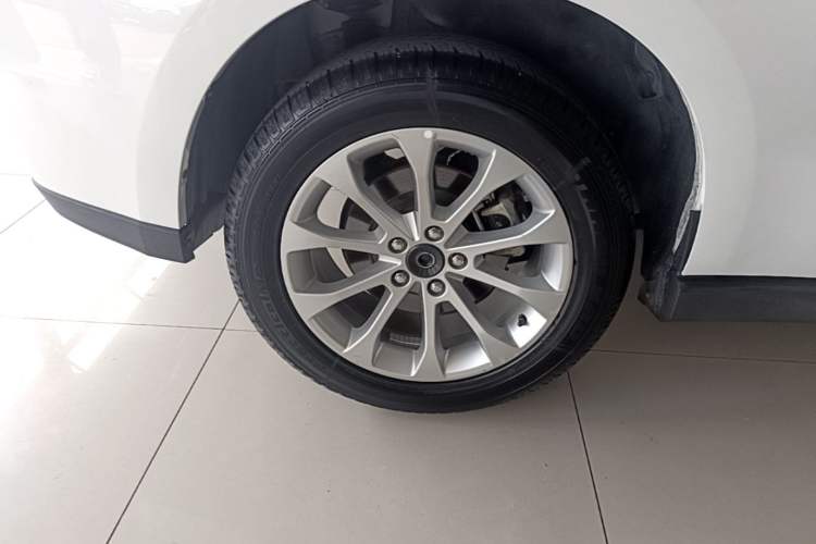 Used Haval H2 2017 Red-Label 1.5T Automatic Two-Wheel Drive Luxury Model Right Rear Wheel Hub
