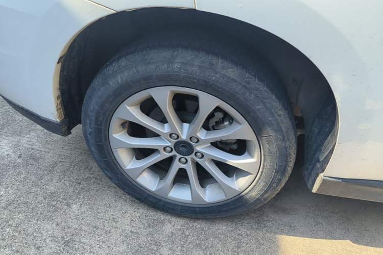 Used Haval H2 2017 Red-Label 1.5T Manual Two-Wheel Drive Comfort Model Right Rear Wheel Hub