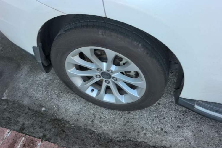 Used Haval H2 2017 Red-Label 1.5T Automatic Two-Wheel Drive Luxury Model Right Rear Wheel Hub
