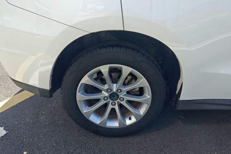 Used Haval H2 2017 Red-Label 1.5T Manual Two-Wheel-Drive Elite Model Right Rear Wheel Hub