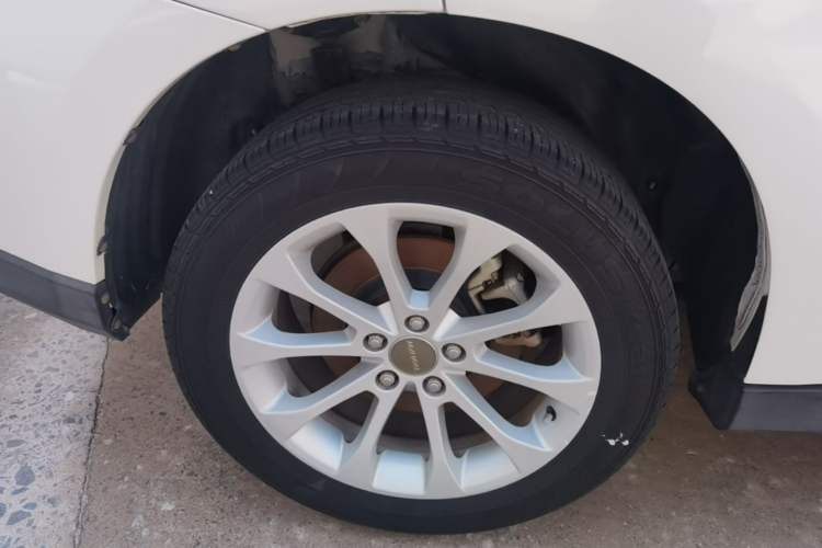 Used Haval H2 2017 Blue Label 1.5T Manual Two-Wheel Drive Elite Model Right Rear Wheel Hub