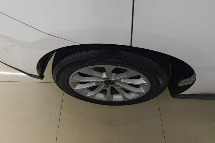 Used Haval H2 2017 Red-Label 1.5T Automatic Two-Wheel Drive Elite Model Right Rear Wheel Hub