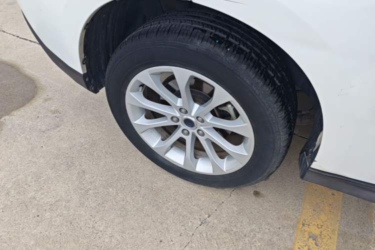 Used Haval H2 2017 Blue Label 1.5T Automatic Two-Wheel Drive Elite Model Right Rear Wheel Hub