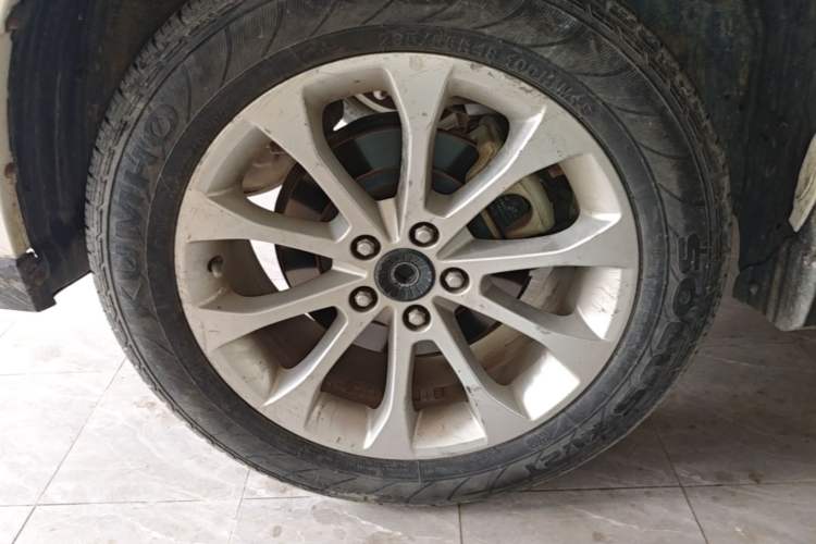 Used Haval H2 2017 Red-Label 1.5T Automatic Two-Wheel Drive Elite Model Right Rear Wheel Hub