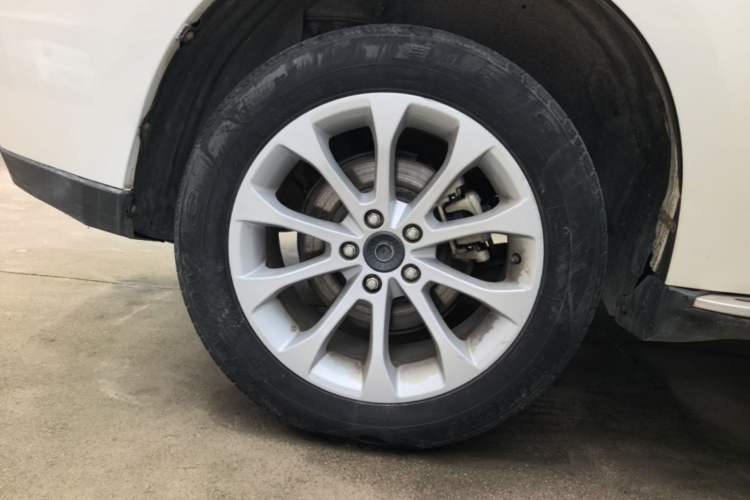 Used Haval H2 2017 Red-Label 1.5T Automatic Two-Wheel Drive Luxury Model Right Rear Wheel Hub