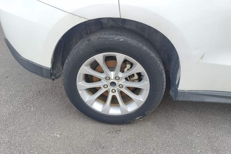 Used Haval H2 2017 Blue Label 1.5T Manual Two-Wheel Drive Elite Model Right Rear Wheel Hub